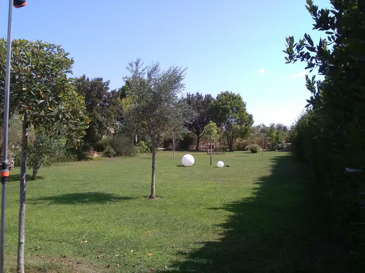 Casetta Vacanza In Campagna Aradeo Екстериор снимка